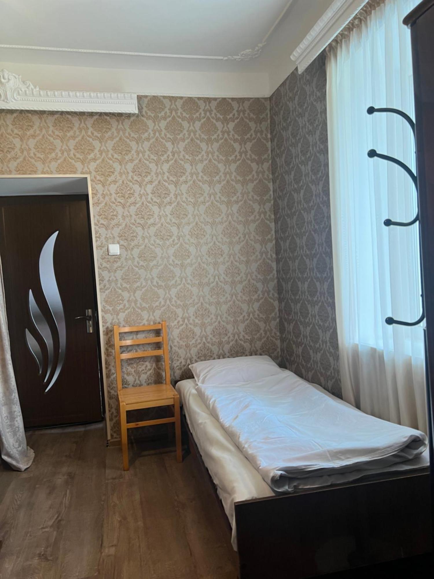Mikheil Pitskhelauri Guest House Kazbegi Ngoại thất bức ảnh